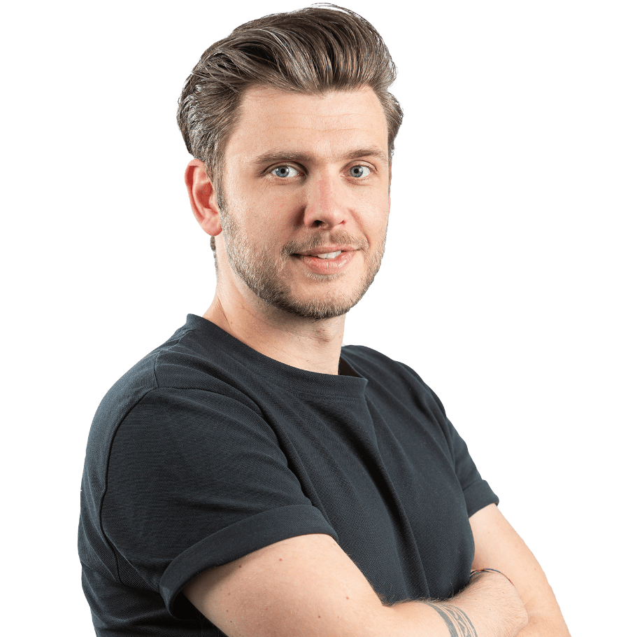dennis@2x